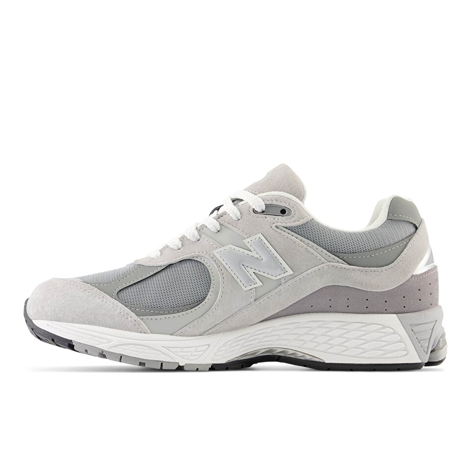 New Balance 2002R