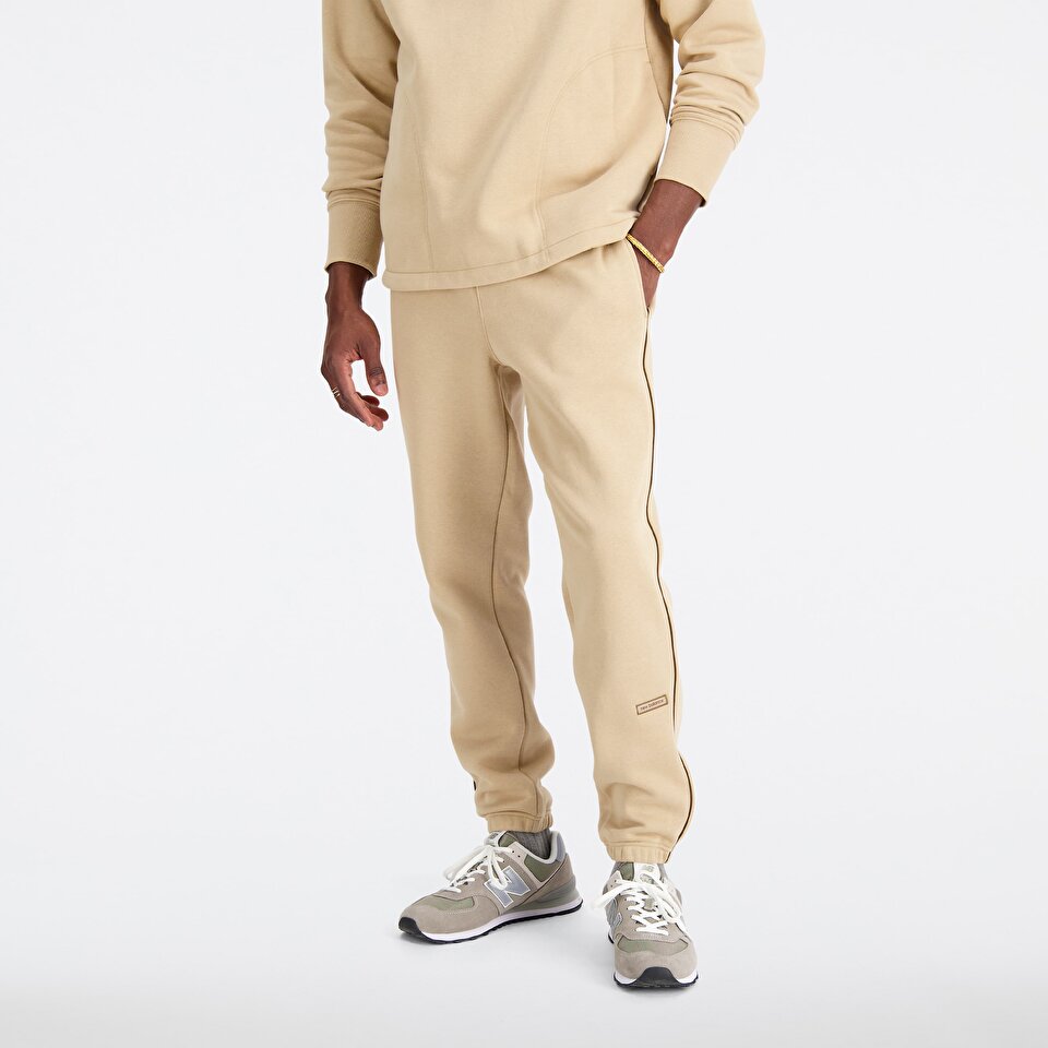 ★★New Balance★★ Cotton Deep Tuck Wide Banding Pants Beig New Balance MNP1414 Beige Men Pants Beige Men Clothing