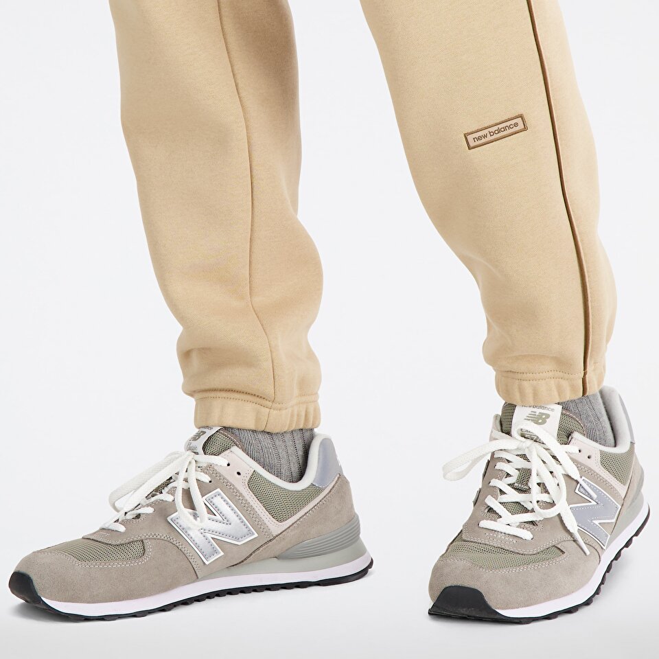 ★★New Balance★★ Cotton Deep Tuck Wide Banding Pants Beig New Balance MNP1414 Beige Men Pants Beige Men Clothing